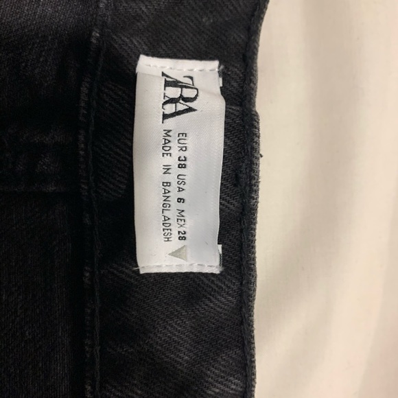Zara black jeans shorts - Picture 3 of 3